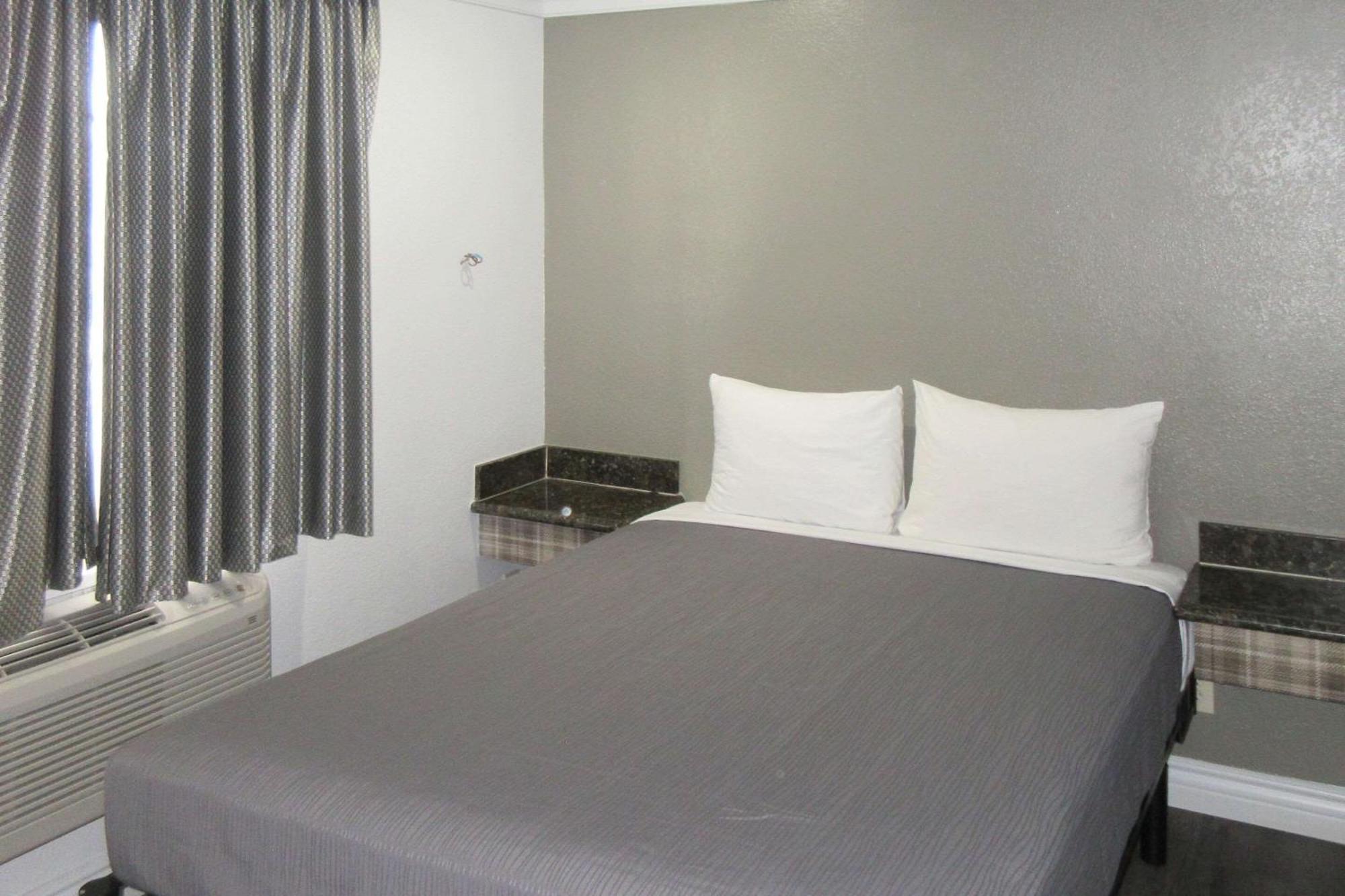Rodeway Inn Commerce - Los Angeles Eksteriør billede